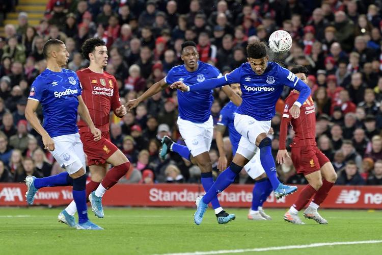 切尔西官方抖音发布雅克松诗朗诵： 尼古拉斯-夹克森