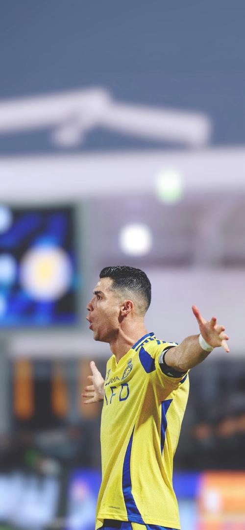 首发出战阿尔巴尼亚，22岁夸安萨英格兰成年队首秀