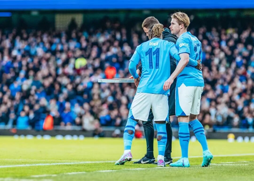 开场前8投全丢！马刺迅速回暖半场轰下77分创赛季新高